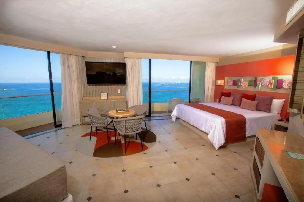 Sunscape Dorado Pacifico Ixtapa Resort & Spa Eksteriør bilde